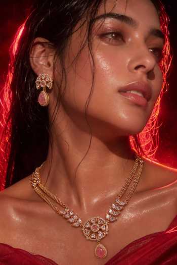 Tussya Kundan Work Pendant Necklace Set 