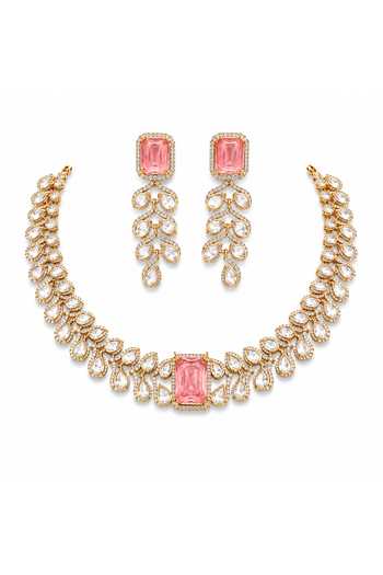 Tussya Kundan & Pearls Embellished Necklace Set 