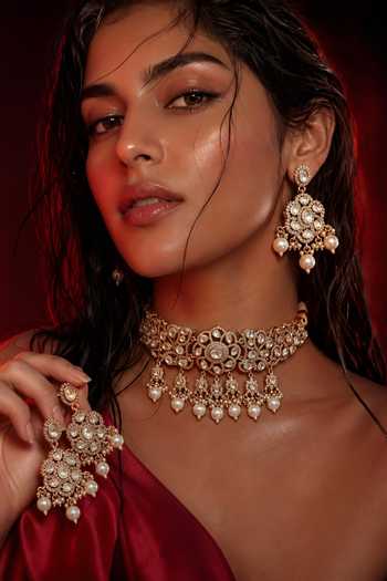 Tussya Gold Plated Stone Embellished Necklace Set Online at Aza Fashions Tussya_Gold Plated Stone Embellished Necklace Set _Online_at_Aza_Fashions