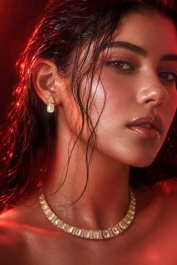 Buy Tussya Gold Plated Kundan And Pearls Embellished Necklace Set Online at Aza Fashions Buy_Tussya_Gold Plated Kundan And Pearls Embellished Necklace Set _Online_at_Aza_Fashions