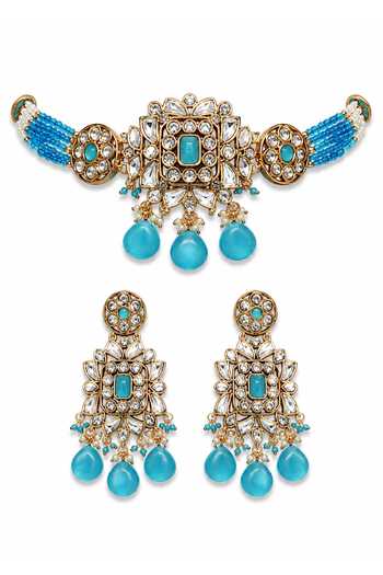 Tussya Kundan Embellished Pendant Choker Set 