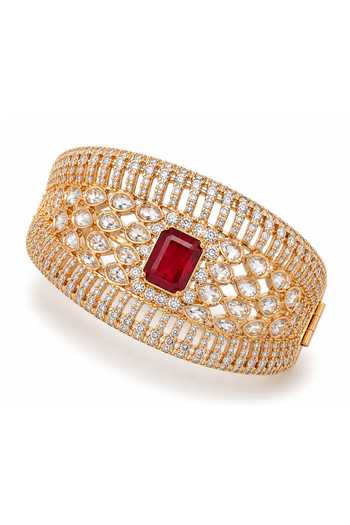 Tussya Kundan Pearl Embellished Bangle 