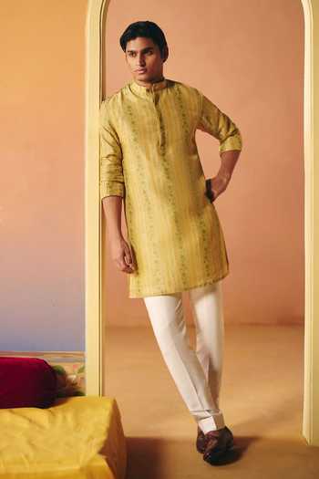 Drishti & Zahabia Reet Phulkari Print Kurta Set 