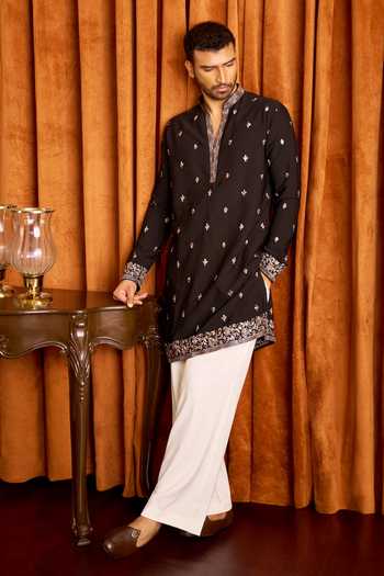Arihant Rai Sinha Black Silk Embroidered Kurta And Pant Set at Aza Fashions Arihant Rai Sinha_Black Silk Embroidered Kurta And Pant Set _at_Aza_Fashions
