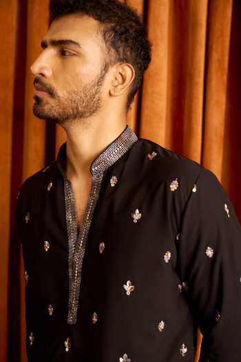 Shop Arihant Rai Sinha Black Silk Embroidered Kurta And Pant Set Shop_Arihant Rai Sinha_Black Silk Embroidered Kurta And Pant Set