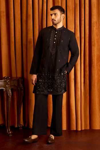 Arihant Rai Sinha Mirror Work Kurta Set 