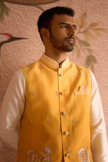 Buy_Arihant Rai Sinha_Cream Silk Thread Work Nehru Jacket And Kurta Set 