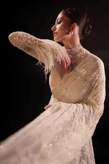 Couture By Niharika Ivory Organza, Crepe, Net Choker Lunara Hand Embroidered Pre-draped Saree Set at Aza Fashions Couture By Niharika_Ivory Organza, Crepe, Net Choker Lunara Hand Embroidered Pre-draped Saree Set _at_Aza_Fashions