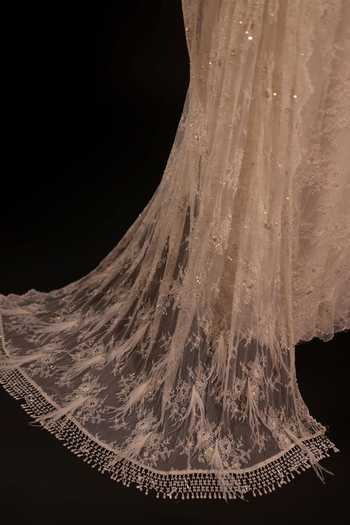 Buy Couture By Niharika Ivory Organza, Crepe, Net Choker Lunara Hand Embroidered Pre-draped Saree Set Buy_Couture By Niharika_Ivory Organza, Crepe, Net Choker Lunara Hand Embroidered Pre-draped Saree Set