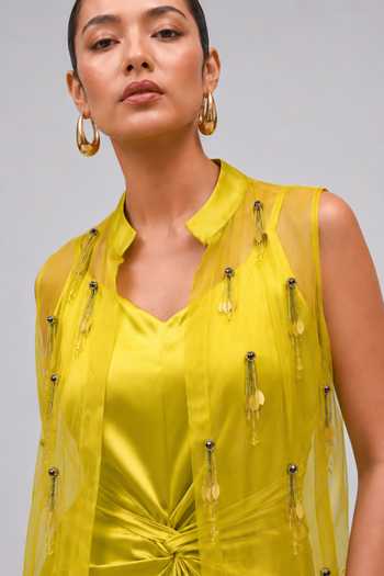 Buy_Vridhi Somaani_Green Satin V-neck, Mandarin Collar Nova Knotted Skirt And Embroidered Jacket Set 
