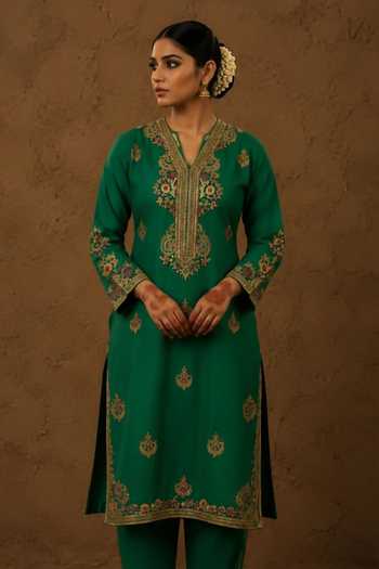 Buy Nidhi Kejriwal Emerald Green Silk Split V-neck, Yes Embroidered Kurta And Pant Online at Aza Fashions Buy_Nidhi Kejriwal_Emerald Green Silk Split V-neck, Yes Embroidered Kurta And Pant _Online_at_Aza_Fashions