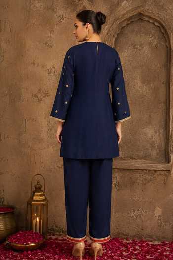 Nidhi Kejriwal Embroidered Panelled Kurta & Salwar Set
