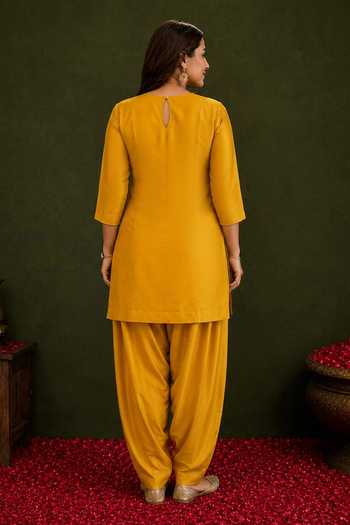 Nidhi Kejriwal Short Straight Kurta With Farshi Salwar