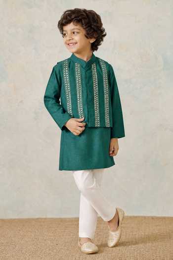 Label Neeti Embroidered Nehru Jacket & Kurta Set