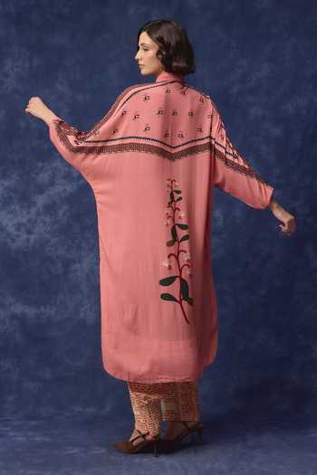Buy Verb By Pallavi Singhee Pink Rayon Collared Neck Printed Shirt And Joggers Set Online at Aza Fashions Buy_Verb By Pallavi Singhee_Pink Rayon Collared Neck Printed Shirt And Joggers Set _Online_at_Aza_Fashions