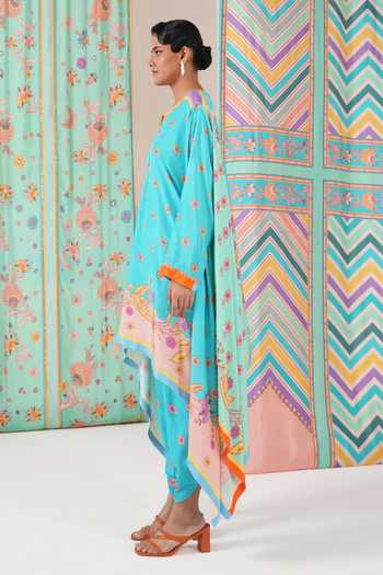 Swati Vijaivargie_Multi Color Silk Butterfly Cape And Dhoti Pant Set _at_Aza_Fashions