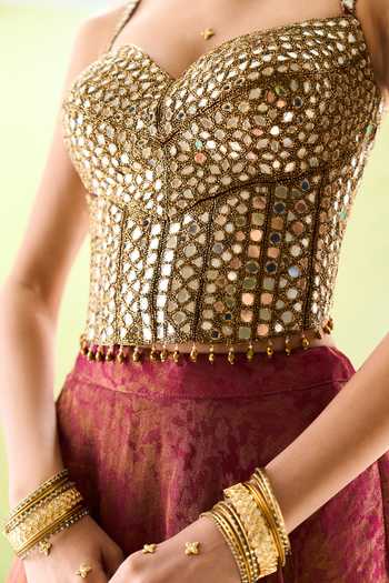 Buy_Samyukta Singhania_Maroon Jacquard Sweetheart Neck Abstract Pattern Lehenga Set _Online_at_Aza_Fashions