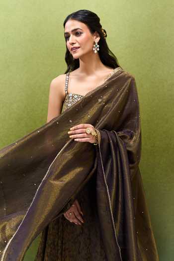 Shop_Samyukta Singhania_Green Jacquard Sweetheart Neck Woven Lehenga Set 