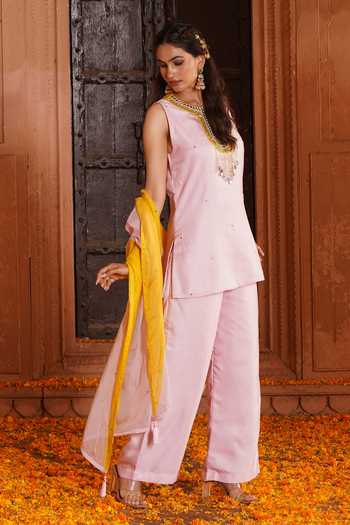 Buy Bahaara By Divya Narula Pink Silk, Organza Keyhole Neck Neckline Embellished Kurta Set Online at Aza Fashions Buy_Bahaara By Divya Narula_Pink Silk, Organza Keyhole Neck Neckline Embellished Kurta Set _Online_at_Aza_Fashions