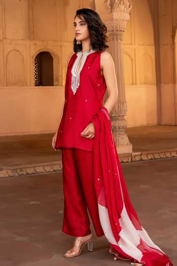 Bahaara By Divya Narula_Red Silk, Organza Keyhole Neck Mirror Work Kurta Set _Online_at_Aza_Fashions