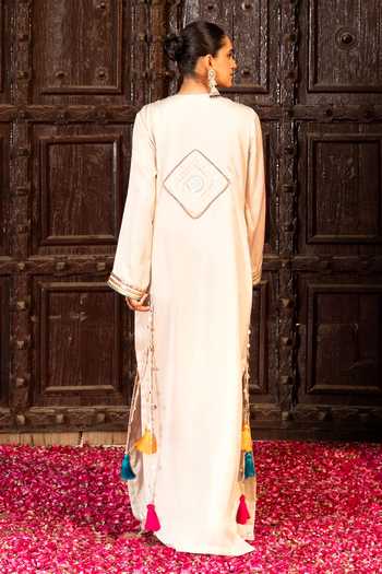 Bahaara By Divya Narula Mirror Work Kaftan 