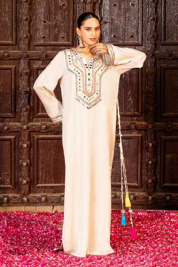 Bahaara By Divya Narula Mirror Work Kaftan 