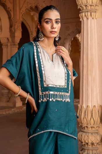 Buy Bahaara By Divya Narula Green Silk V-neck Embellished Kaftan And Pant Set Buy_Bahaara By Divya Narula_Green Silk V-neck Embellished Kaftan And Pant Set