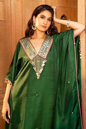 Buy Bahaara By Divya Narula Emerald Green Silk V-neck Embroidered Kaftan And Pant Set Online at Aza Fashions Buy_Bahaara By Divya Narula_Emerald Green Silk V-neck Embroidered Kaftan And Pant Set _Online_at_Aza_Fashions