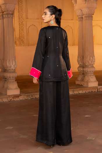 Bahaara By Divya Narula Embroidered Jacket Set 