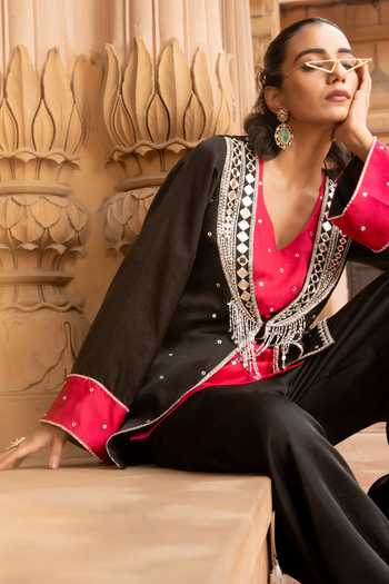 Bahaara By Divya Narula Black Silk Open Neck, Embroidered Jacket Set Online at Aza Fashions Bahaara By Divya Narula_Black Silk Open Neck, Embroidered Jacket Set _Online_at_Aza_Fashions