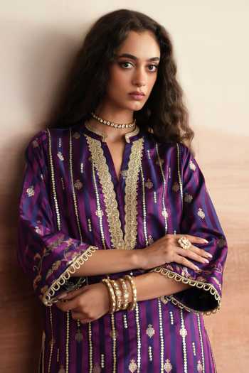 Shop_Mustard Moon By Neyha And Vrinda_Purple Silk, Brocade V-neck Sameena Kurta And Palazzo Set _Online_at_Aza_Fashions