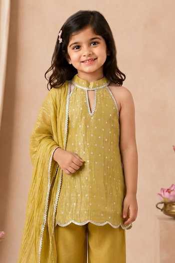 Buy Pankhuri By Priyanka Yellow Tissue Scallop Bordered Kurta Set Online at Aza Fashions Buy_Pankhuri By Priyanka_Yellow Tissue Scallop Bordered Kurta Set _Online_at_Aza_Fashions