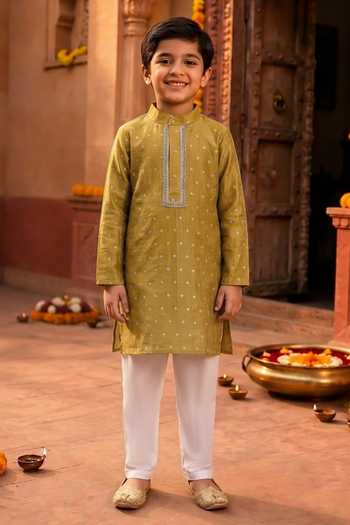 Pankhuri By Priyanka Zari Butti Tissue Kurta & Pant Set 