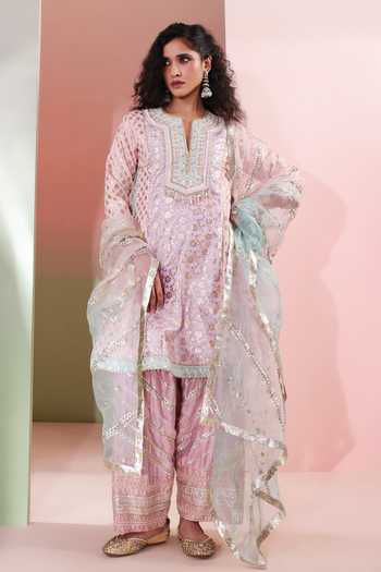 Priyanka Jain Gulnaar Embroidered Kurta Set 