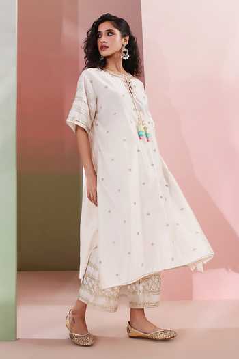 Shop Priyanka Jain Ivory Chanderi Sequins Round Neck Aafreen Embroidered Kaftan And Palazzo Set Online at Aza Fashions Shop_Priyanka Jain_Ivory Chanderi Sequins Round Neck Aafreen Embroidered Kaftan And Palazzo Set _Online_at_Aza_Fashions
