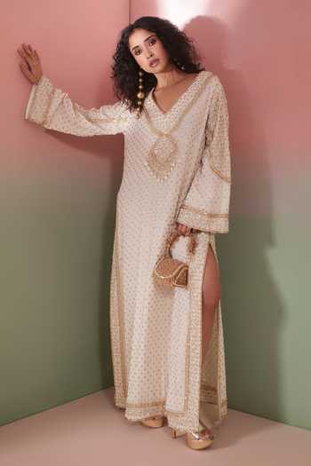 Buy_Priyanka Jain_Ivory Shantoon, Georgette V-neck Chandni Embroidered Kaftan 