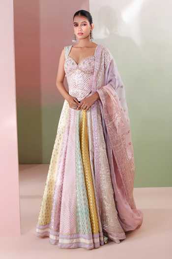 Priyanka Jain Phagun Embroidered Lehenga Set 