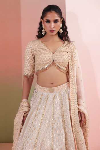 Priyanka Jain Peach Chanderi V-neck Gulnaar Embroidered Lehenga Set at Aza Fashions Priyanka Jain_Peach Chanderi V-neck Gulnaar Embroidered Lehenga Set _at_Aza_Fashions