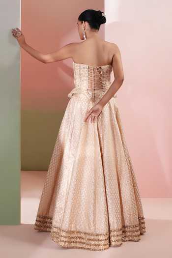 Priyanka Jain Nooraya Embroidered Lehenga Set 