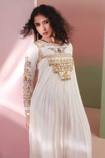Buy_Priyanka Jain_Ivory Chanderi, Shantoon Round Neck Ruhani Embroidered Anarkali And Dupatta Set _Online_at_Aza_Fashions