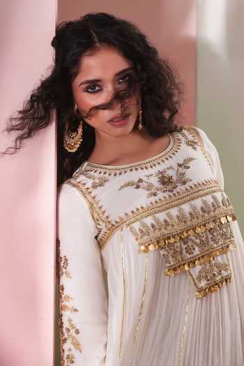 Shop_Priyanka Jain_Ivory Chanderi, Shantoon Round Neck Ruhani Embroidered Anarkali And Dupatta Set 