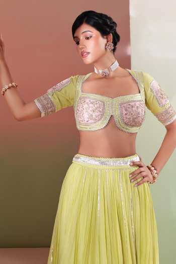 Priyanka Jain Green Chanderi Square Neck Rang Rasiya Embroidered Lehenga Set at Aza Fashions Priyanka Jain_Green Chanderi Square Neck Rang Rasiya Embroidered Lehenga Set _at_Aza_Fashions