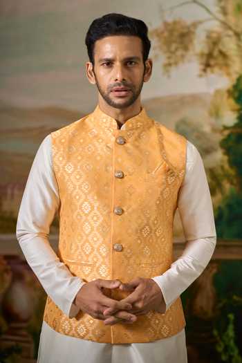 Buy Arihant Rai Sinha Off White Silk, Jacquard Geometric Woven Nehru Jacket And Kurta Set Buy_Arihant Rai Sinha_Off White Silk, Jacquard Geometric Woven Nehru Jacket And Kurta Set