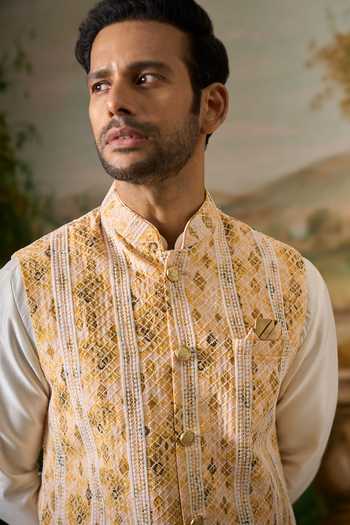Shop Arihant Rai Sinha White Silk, Rayon Lucknowi Embroidered Nehru Jacket And Kurta Set Shop_Arihant Rai Sinha_White Silk, Rayon Lucknowi Embroidered Nehru Jacket And Kurta Set