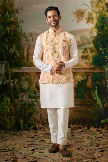 Arihant Rai Sinha Lucknowi Embroidered Nehru Jacket & Kurta Set 