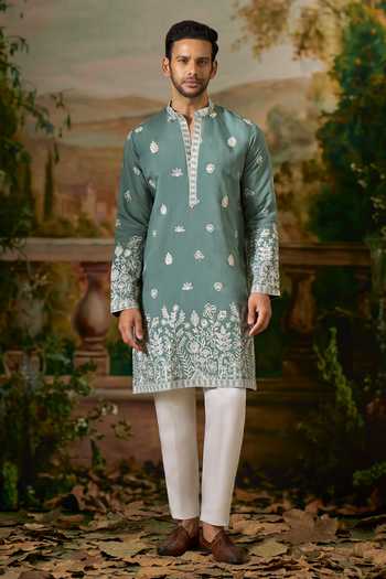 Arihant Rai Sinha Dori Embroidered Kurta Set 