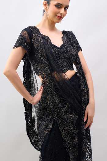Shop_Tarun Tahiliani_Black Sweetheart Neck Embroidered Blouse And Saree Set 