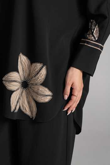 Namrata Joshipura Black Crepe Split V-neck Floral Embroidered Top And Pant Set at Aza Fashions Namrata Joshipura_Black Crepe Split V-neck Floral Embroidered Top And Pant Set _at_Aza_Fashions