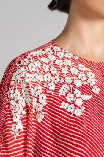 Buy_Namrata Joshipura_Red Georgette Round Neck, Yes Diagonal Stripe Pattern Tunic 