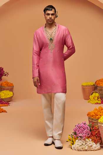 Hirika & Dhruti Yoke Embroidered Kurta